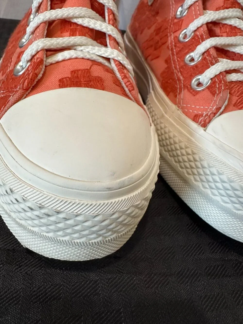 Chuck Taylor All Star Lift Platform Tonal Embroidery Women’s 6.5 - Picture 10 of 14